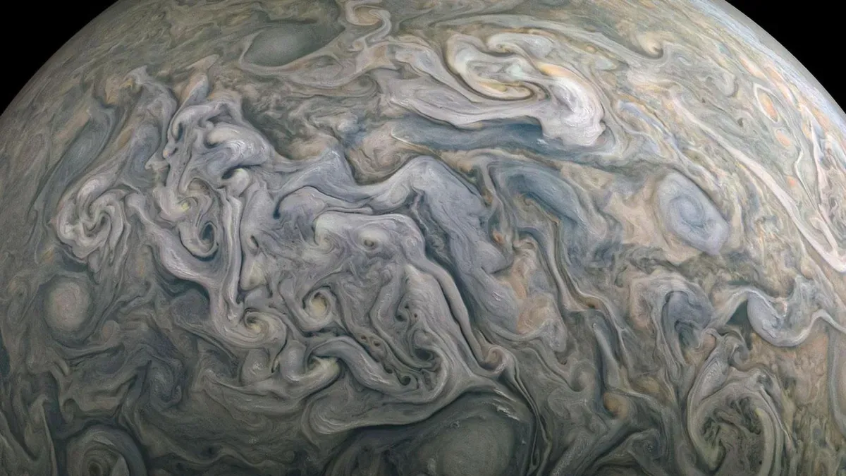 Visualization of Jupiter's atmospheric layers showing oxygen distribution