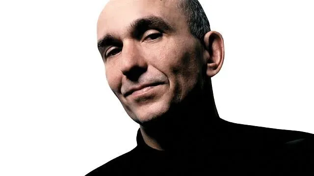 Peter Molydeux parody account and Peter Molyneux's Masters of Albion