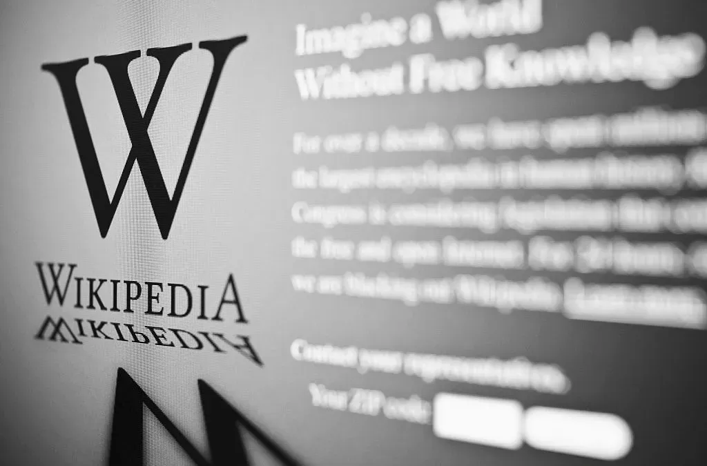 Wikipedia's AI Gold Rush: Can Open Knowledge Survive Corporate Partnerships?